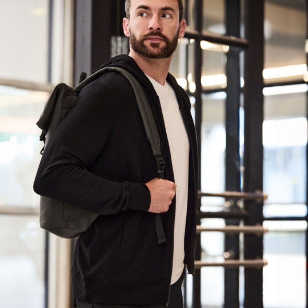 Unbound Merino Men's Compact Travel Hoodie - Black Medium